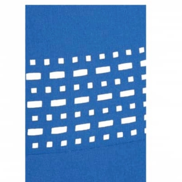 Elizabeth and James open dress - Picture 3 of 3